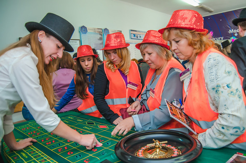 Отметить День строителя в generalCities.Смоленске с Квесторией