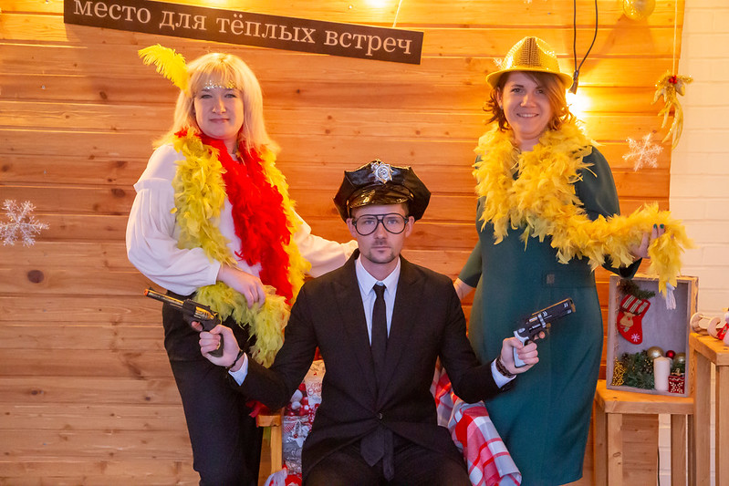 Форматы празднования новогоднего корпоратива в generalCities.Смоленске: от классики до креатива