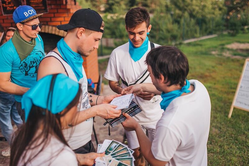 Как отметить майские праздники на природе в generalCities.Смоленске — идеи отдыха, квесты и сценарии